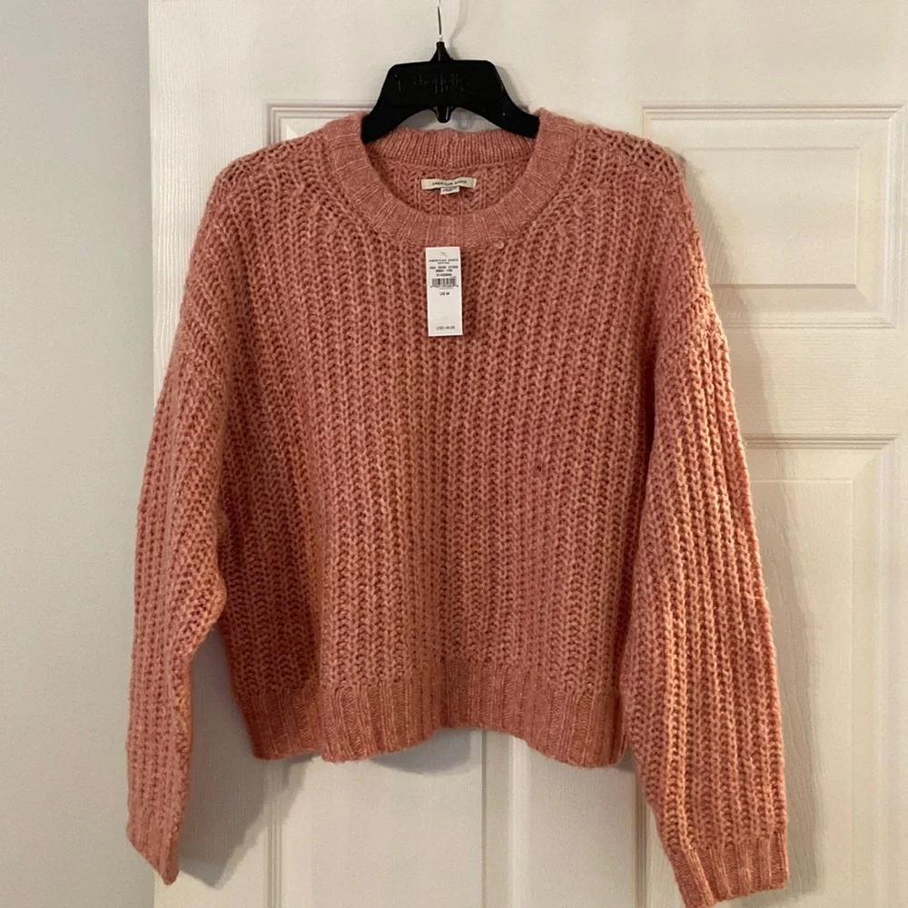 America Eagle Sweater brand new with tags size M length 22” bust 40” - Picture 1 of 12